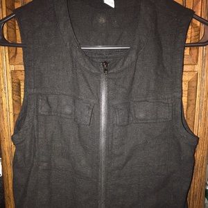 Black Zip Up Vest
